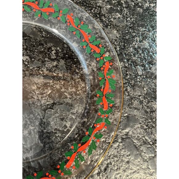 3 Vintage Arcoroc Holly Berries Ribbon Gold Trim 8" Luncheon Salad Plates (ACO3) - Picture 4 of 5